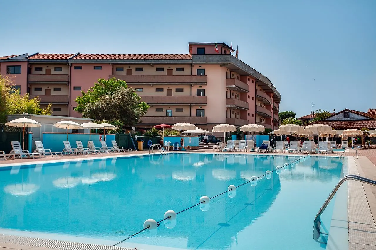 ***  Aparthotel Costa Paradiso Lido Adriano Italy
