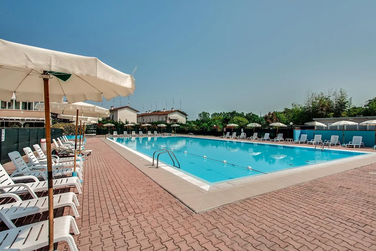 Aparthotel Costa Paradiso Lido Adriano