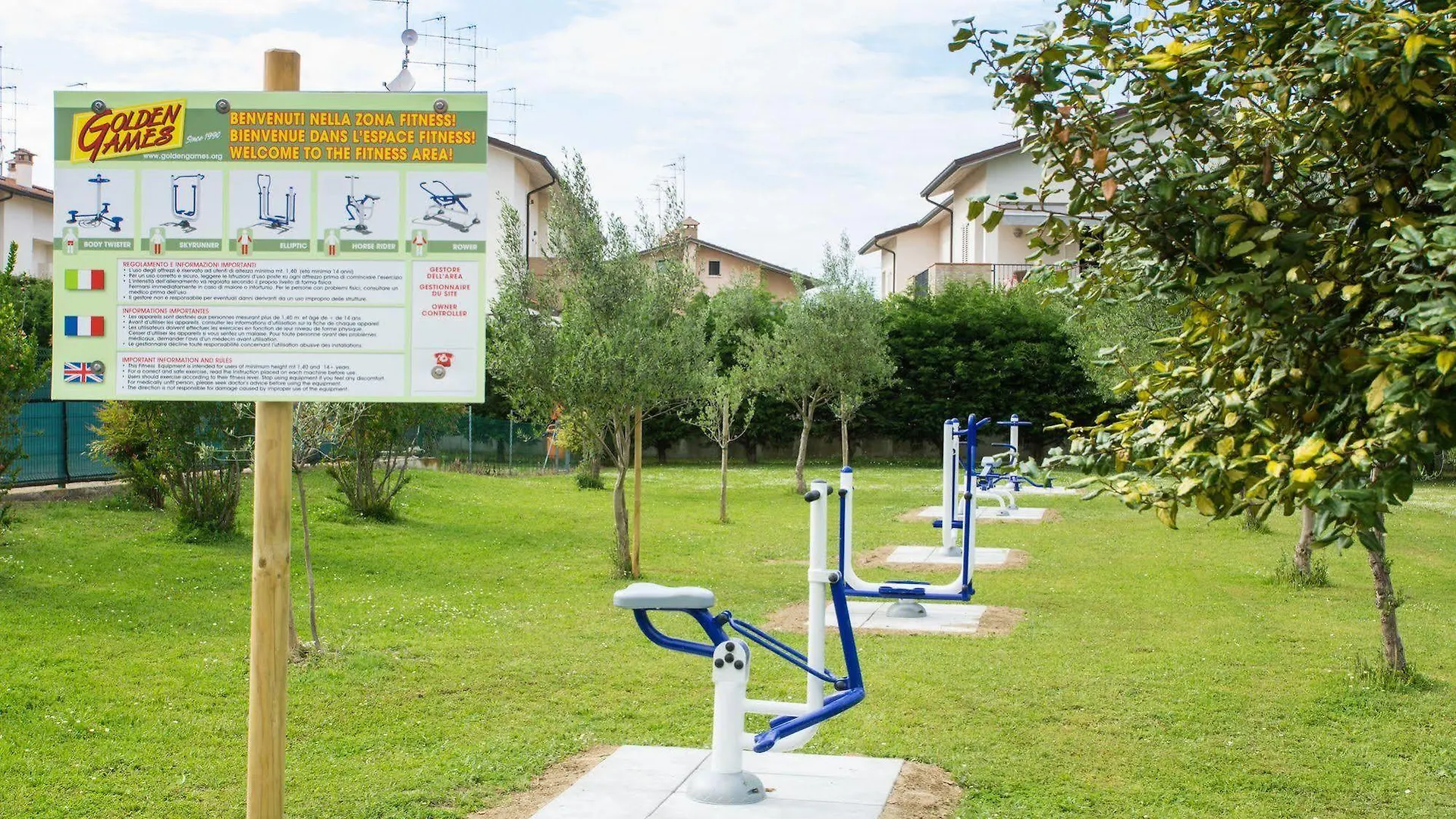Aparthotel Costa Paradiso Lido Adriano Italien