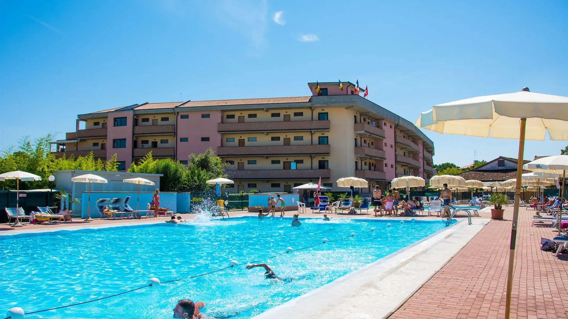 Aparthotel Costa Paradiso Lido Adriano